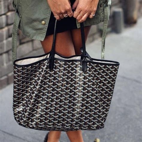 goyard 材質|Goyard tote handbags.